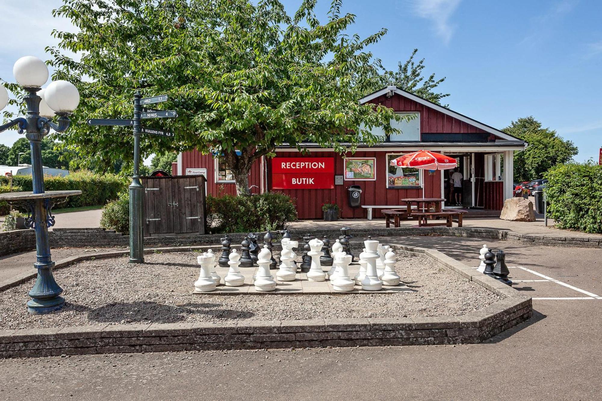 First Camp Moelle-Hoeganaes Экстерьер фото