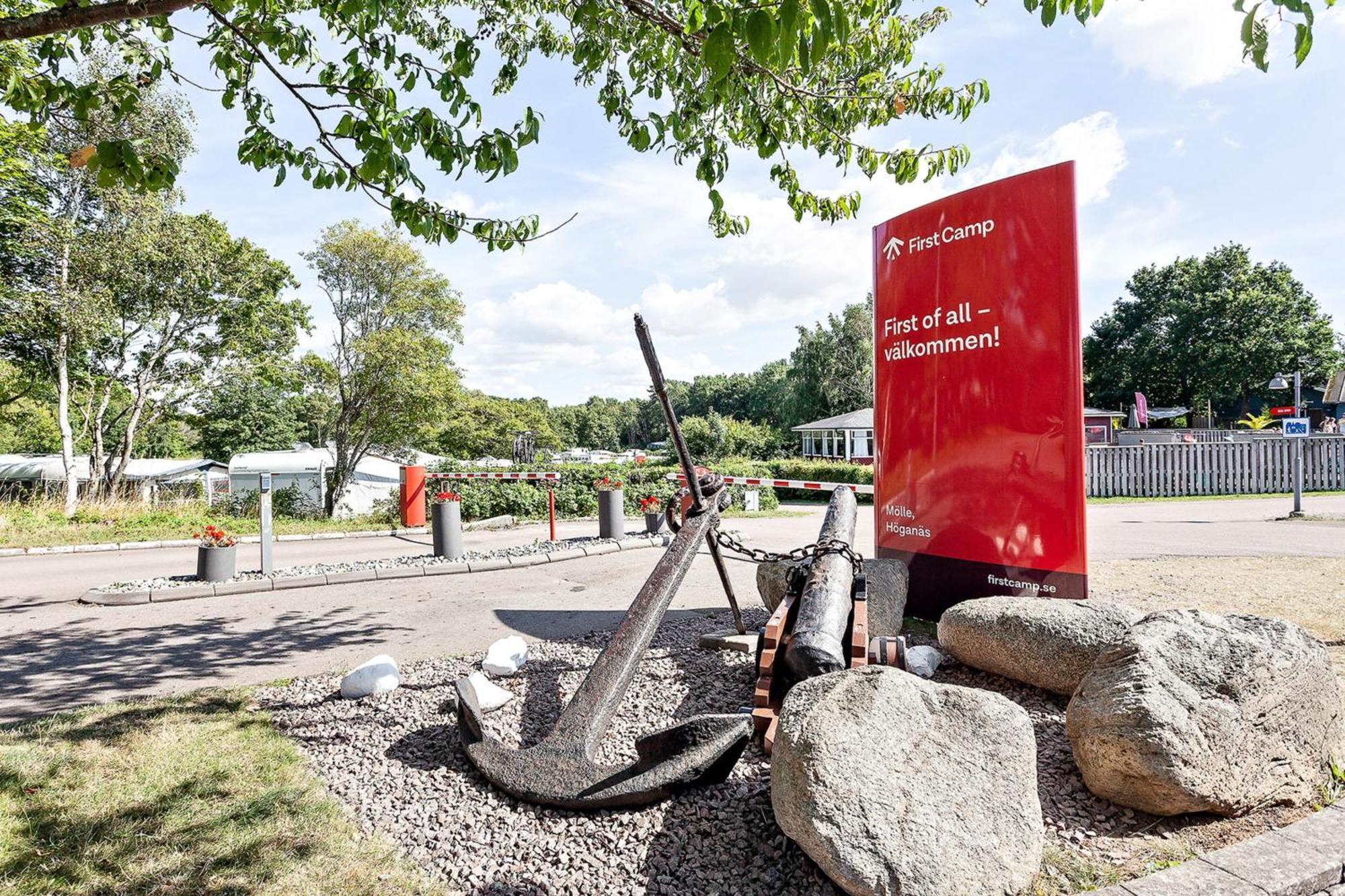 First Camp Moelle-Hoeganaes Экстерьер фото